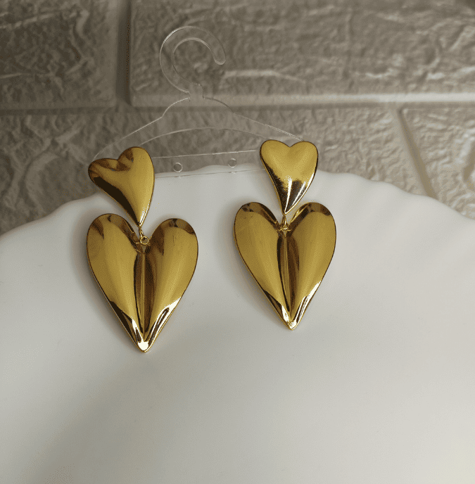 heart earring