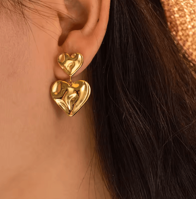 heart earrings gold