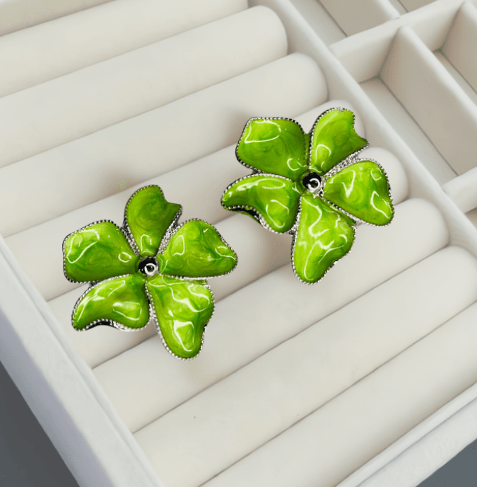 Korean flower stud earrings