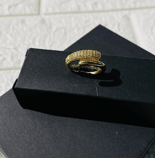 Aurora Luxe Ring