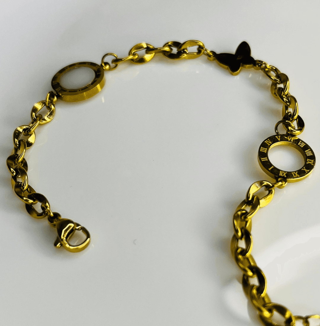gold bracelet