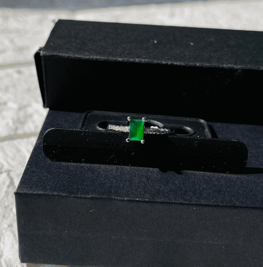 Green Royal Ruby