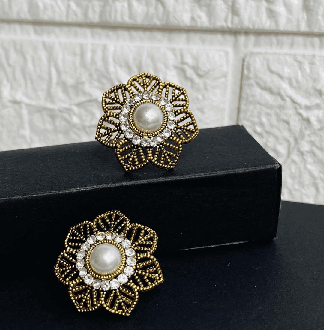 Rose Pearl Earrings
