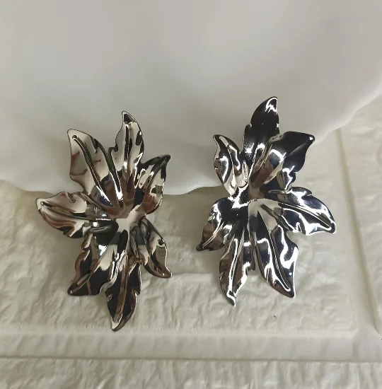 Big Silver flower earrings