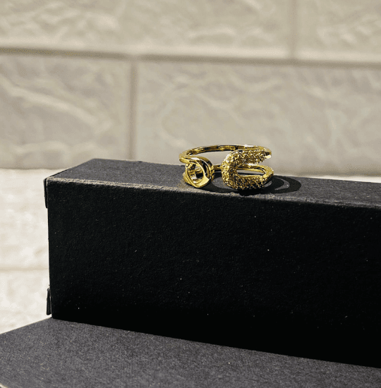 Orbit Bond Ring