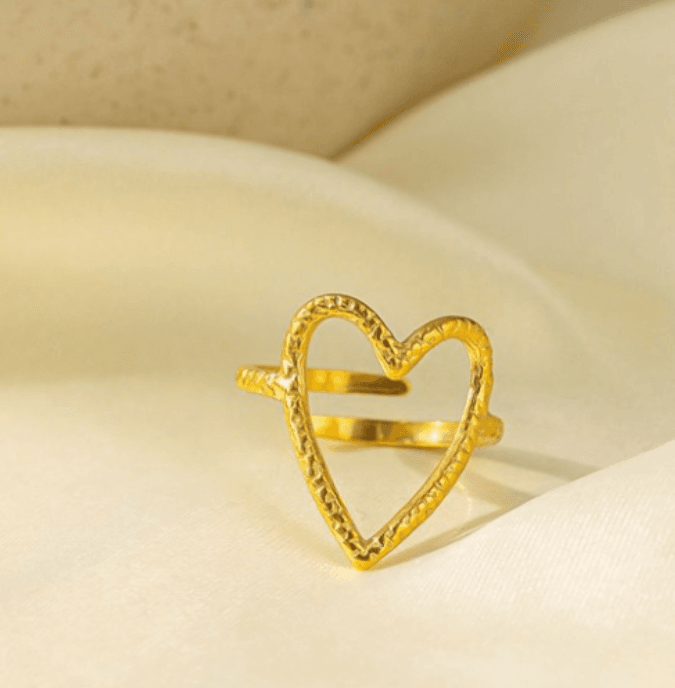 Hollow Heart Ring