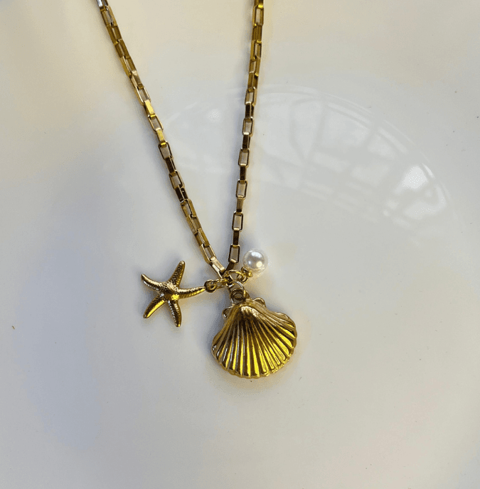 Seashell & Starfish Pearl Necklace